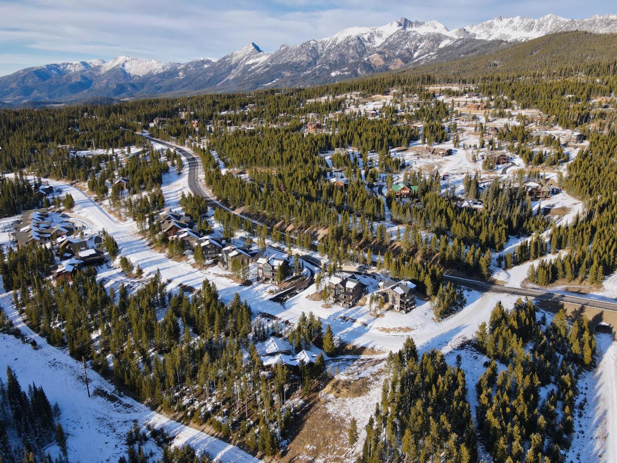 Rising Bull Lodge Big Sky Exterior foto